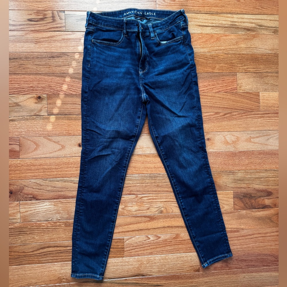 American Eagle Outfitters High-Rise Jegging